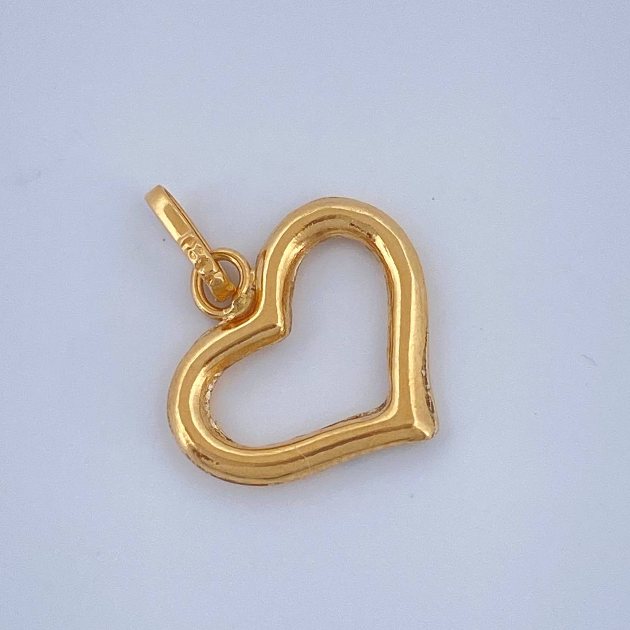 Dije Silueta Corazon 0.45gr / 1.7cm / Oro Amarillo 18K $