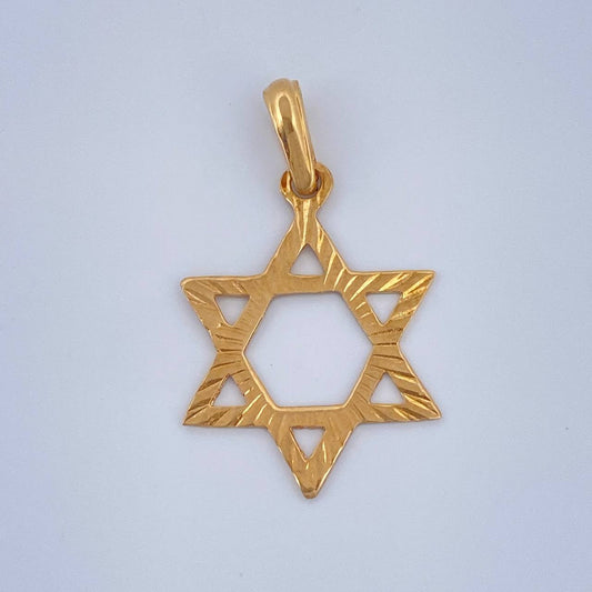 Dije Estrella De David 0.75gr / 2.5cm / Oro Amarillo 18K $