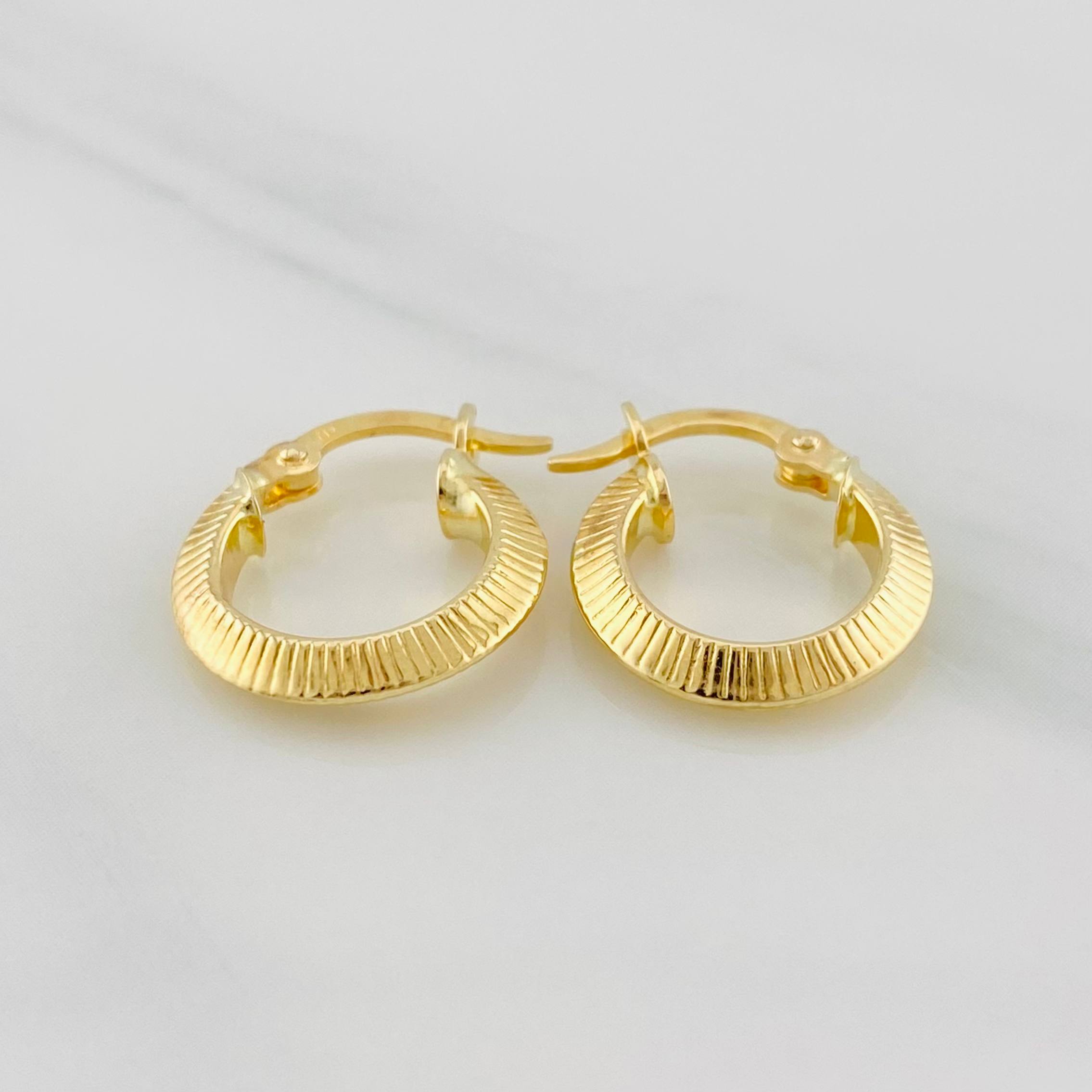 Candongas Ciri Rayadas 1.2g / 1.5cm Oro Amarillo 18K