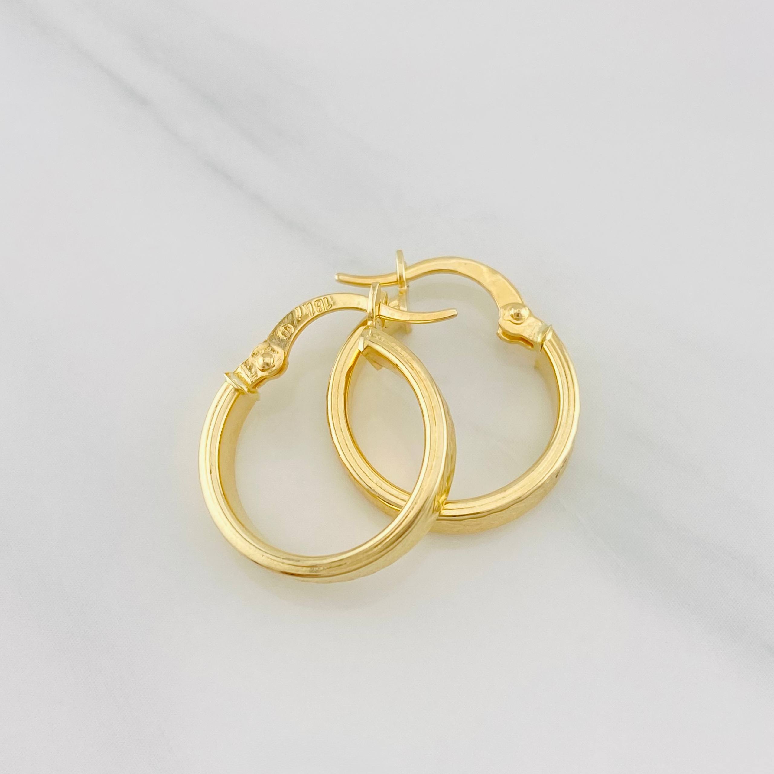 Candongas Miku Rayada 1.6g / 1.7cm Oro Amarillo 18K