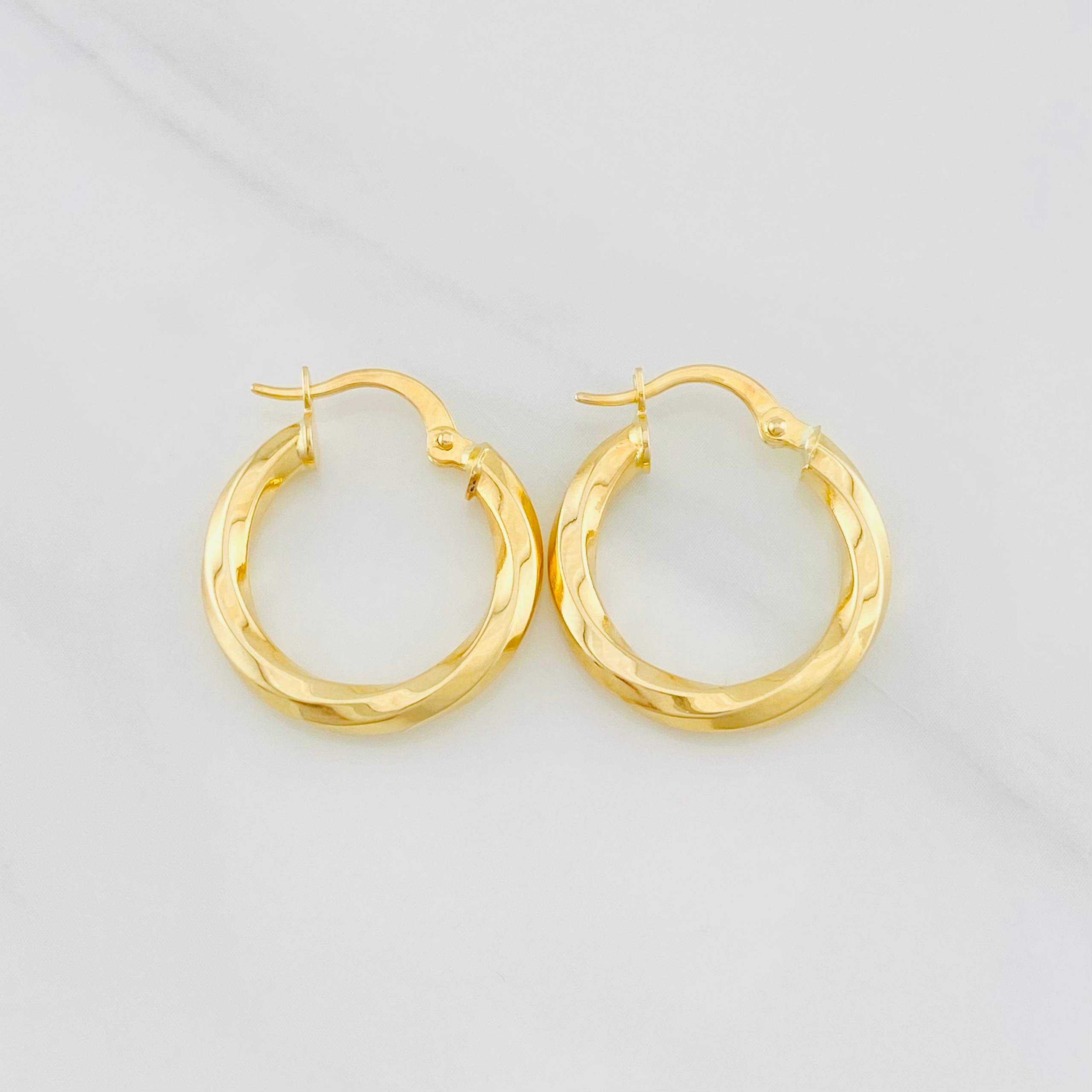 Candongas Kari 2.1g / 2.1cm Oro Amarillo 18K