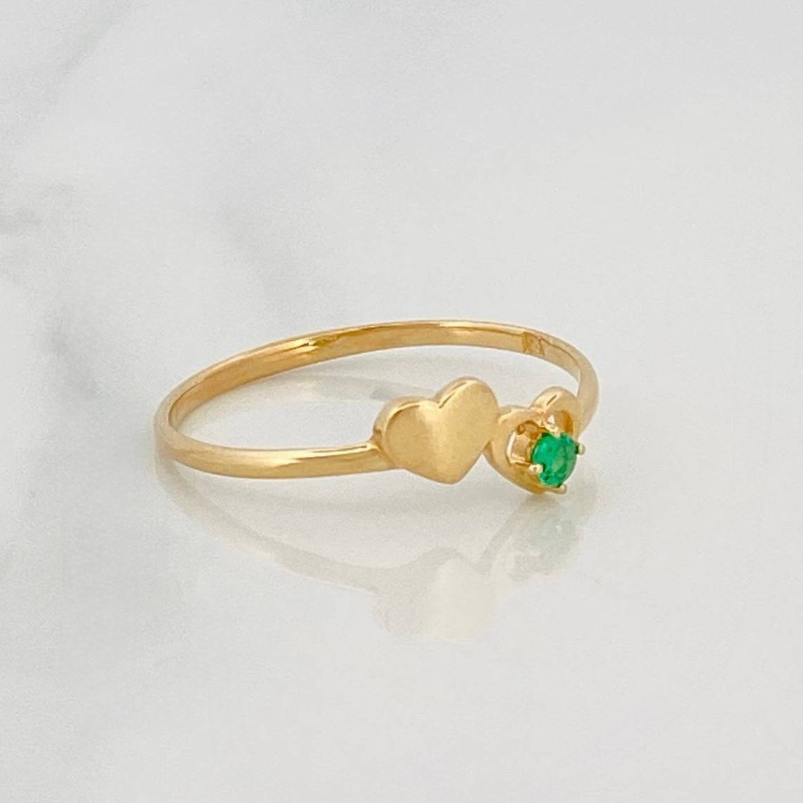 Anillo Corazones Esmeralda 0.1pts 1.1g / T7 Oro Amarillo 18K