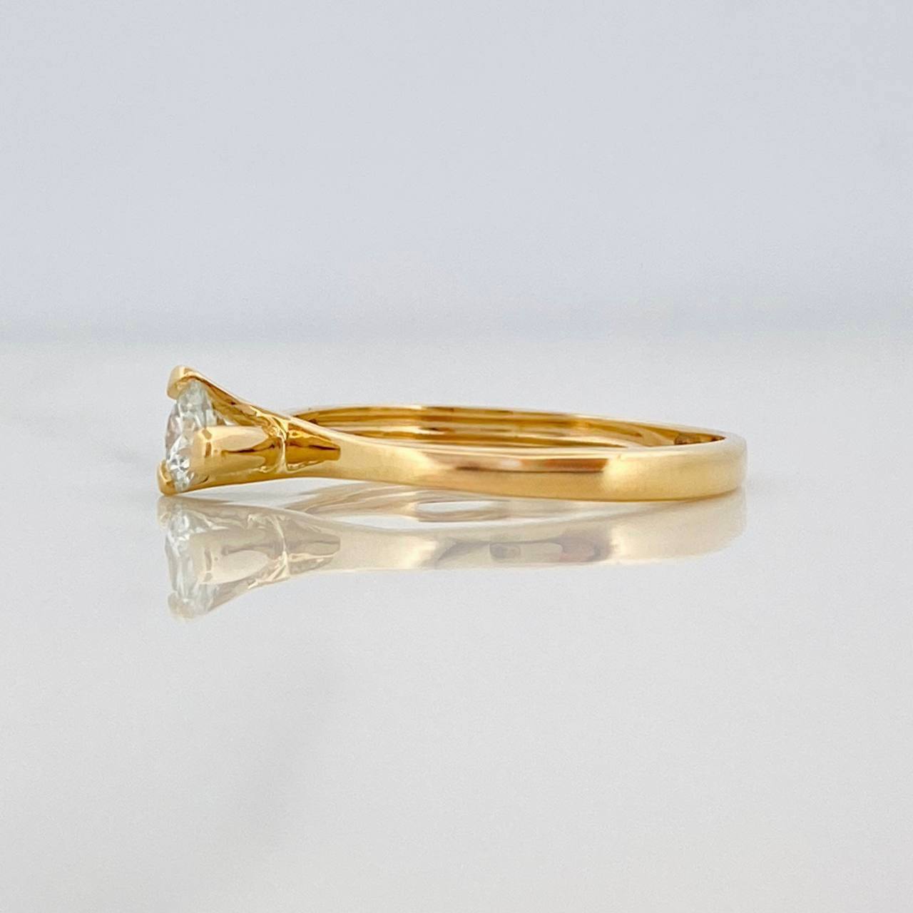 Anillo Solitario Moinsanita Diamante 25pts 1.65g / T6 3/4 Oro Amarillo 18K