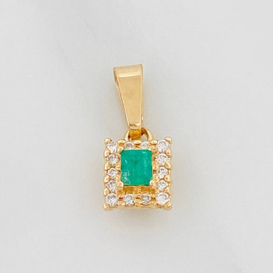 Dije Cuadro Esmeraldas 13pts Diamantes 14pts 1.05g / 1.5cm Oro Amarillo 18K