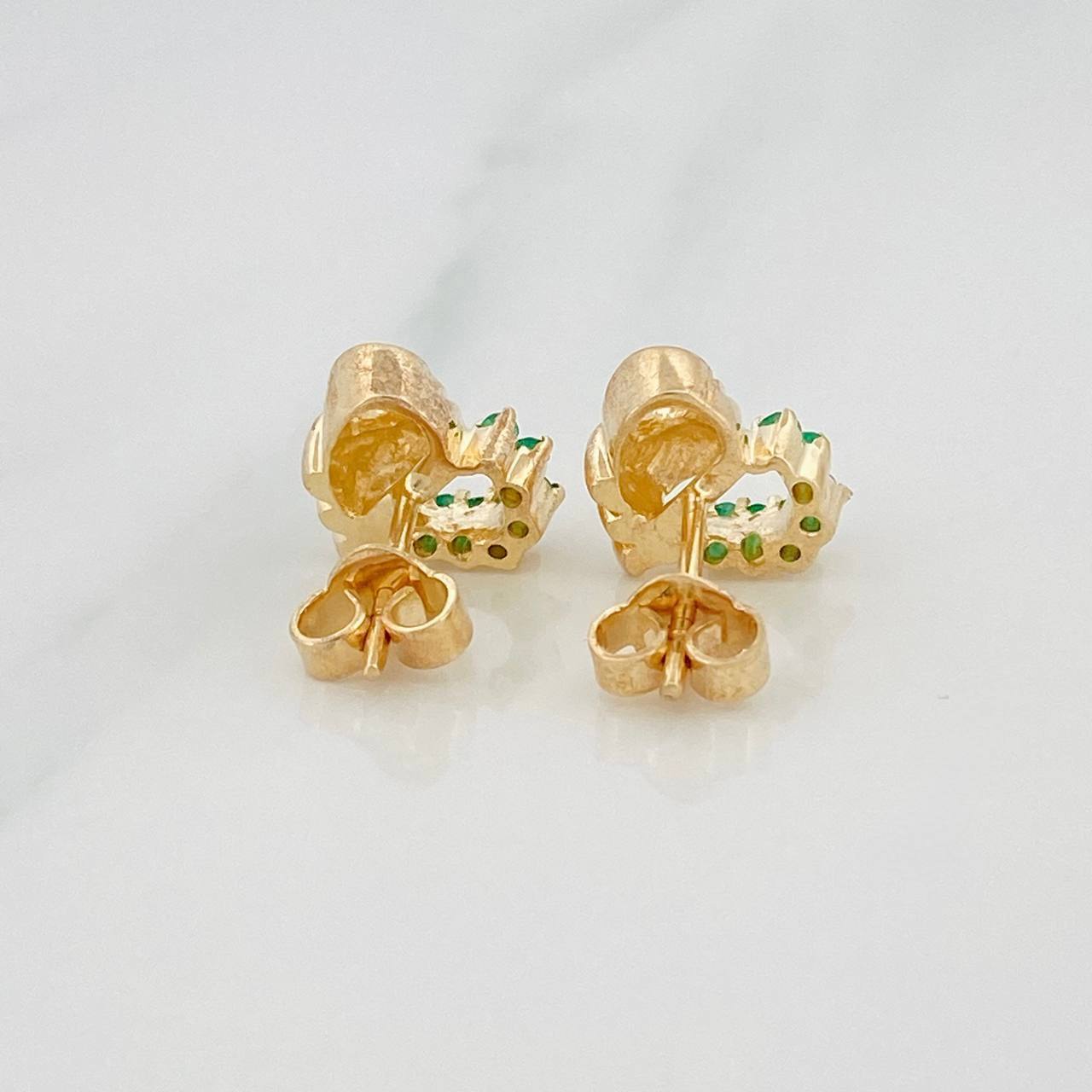 Topos Corazon Esmeraldas 24pts 4.5g / 8.4mm Oro Amarillo 18K