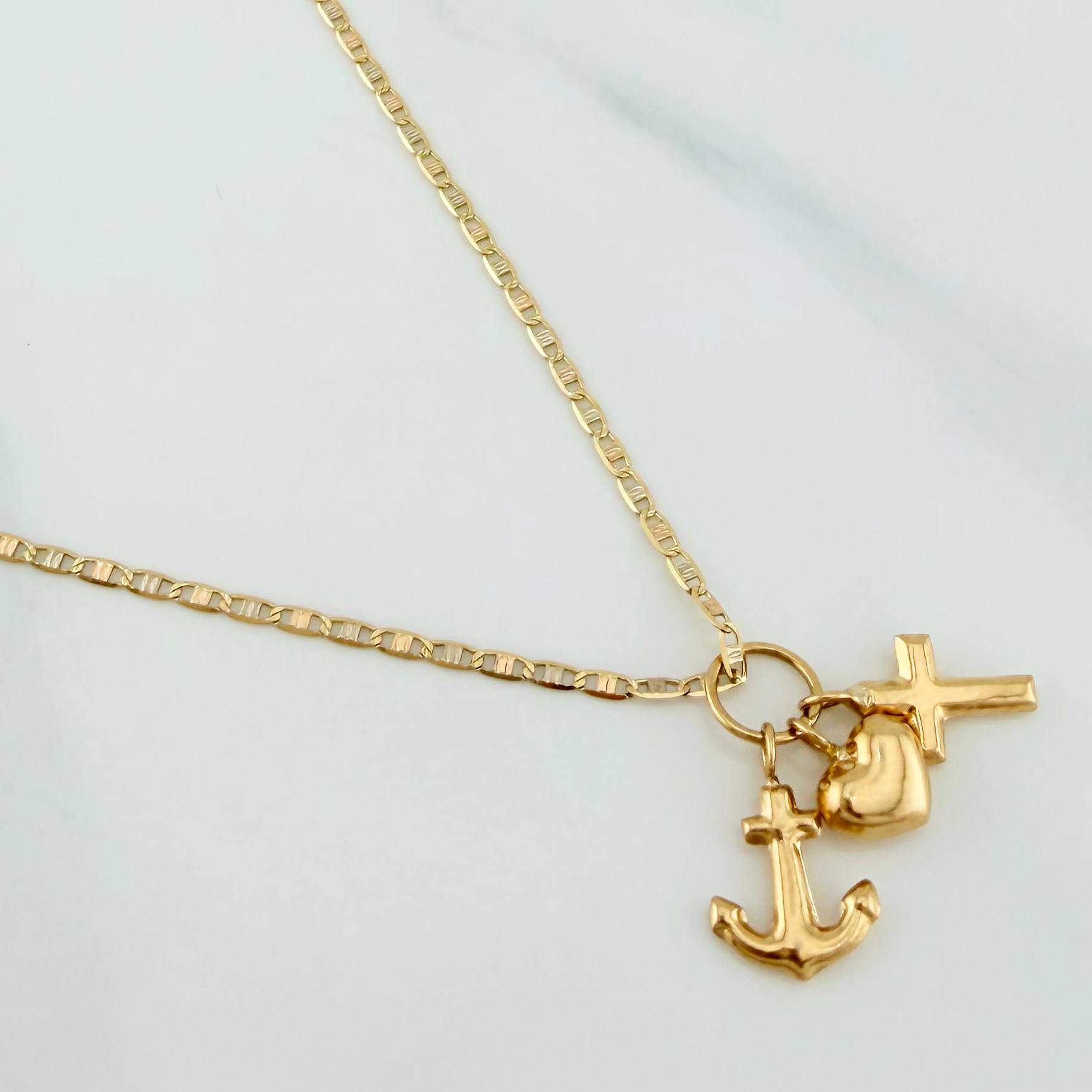 Set Cadena Escalera Plana + Dije Tres Gracias / 2.25gr / 50.2 cm Tres Oros 18K