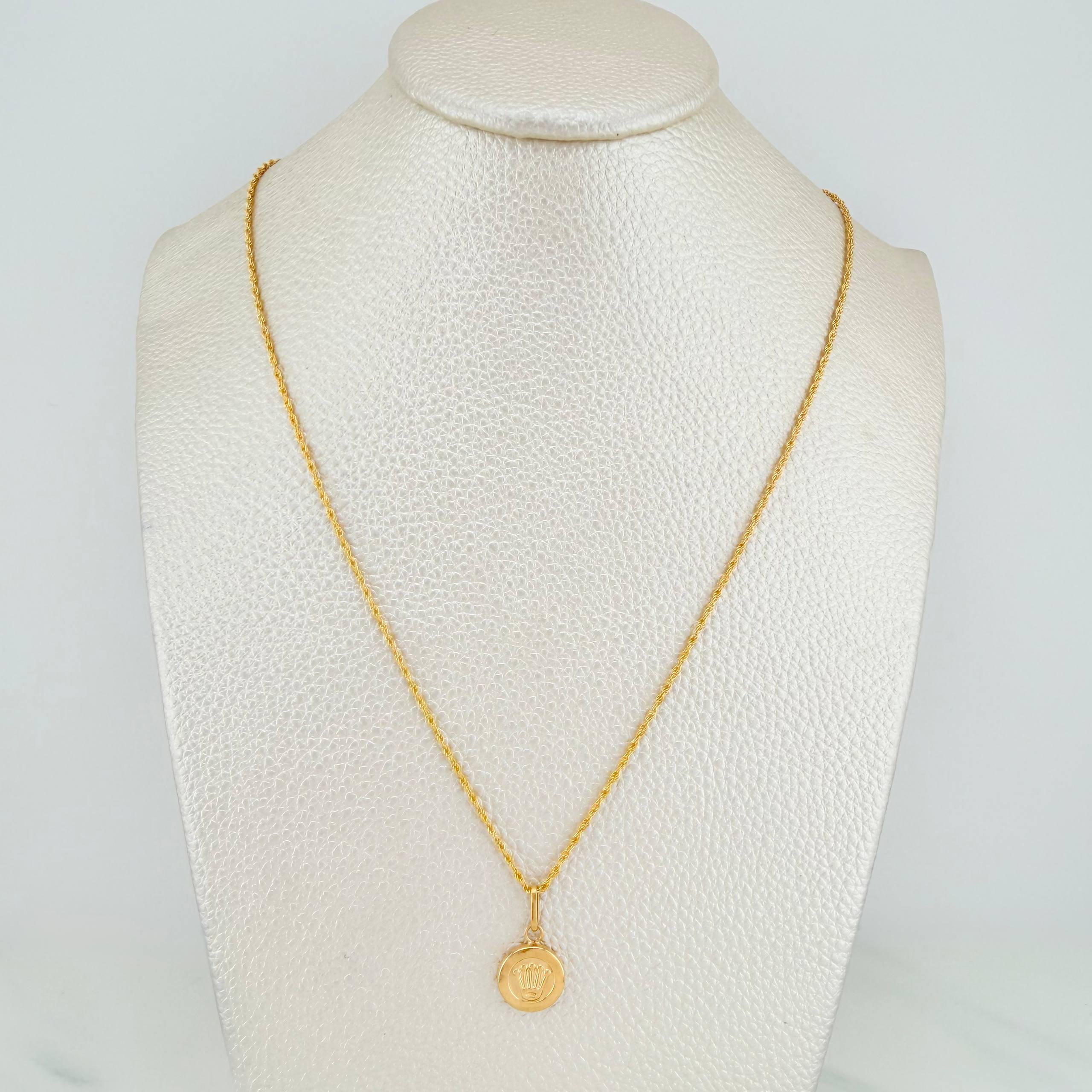 Set Cadena Lazo + Dije Corona / 1.8gr / 60 cm Oro Amarillo 18K