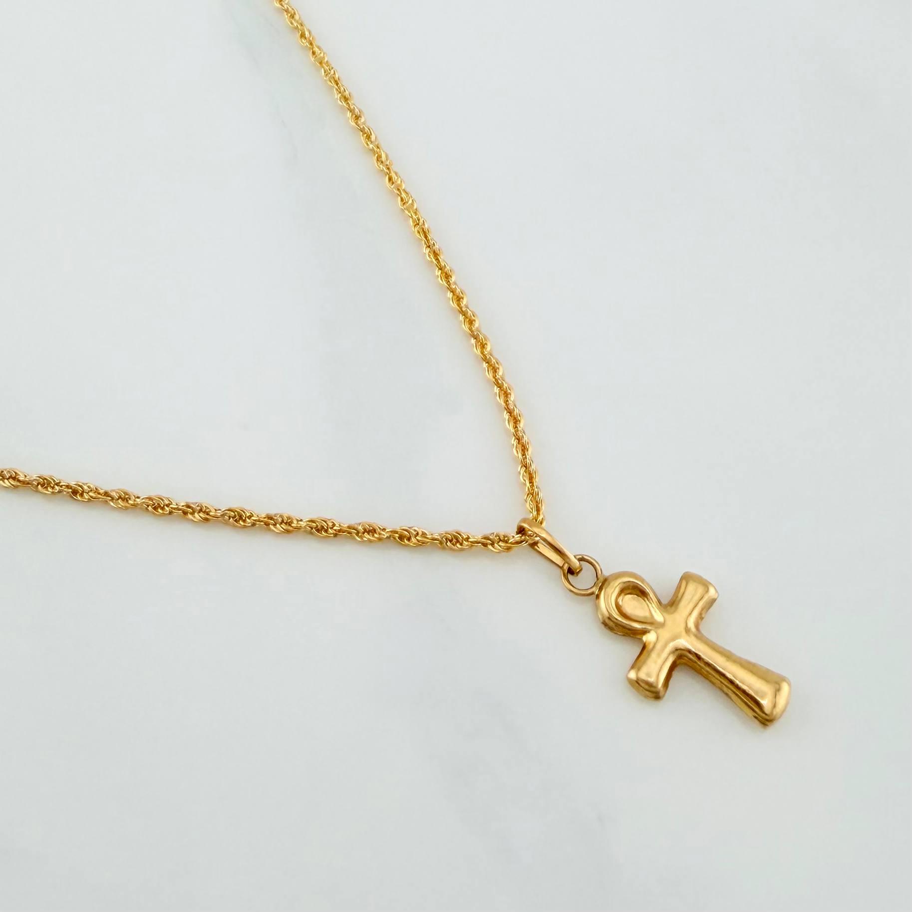 Set Cadena Lazo + Dije Cruz / 1.5gr / 60 cm Oro Amarillo 18K