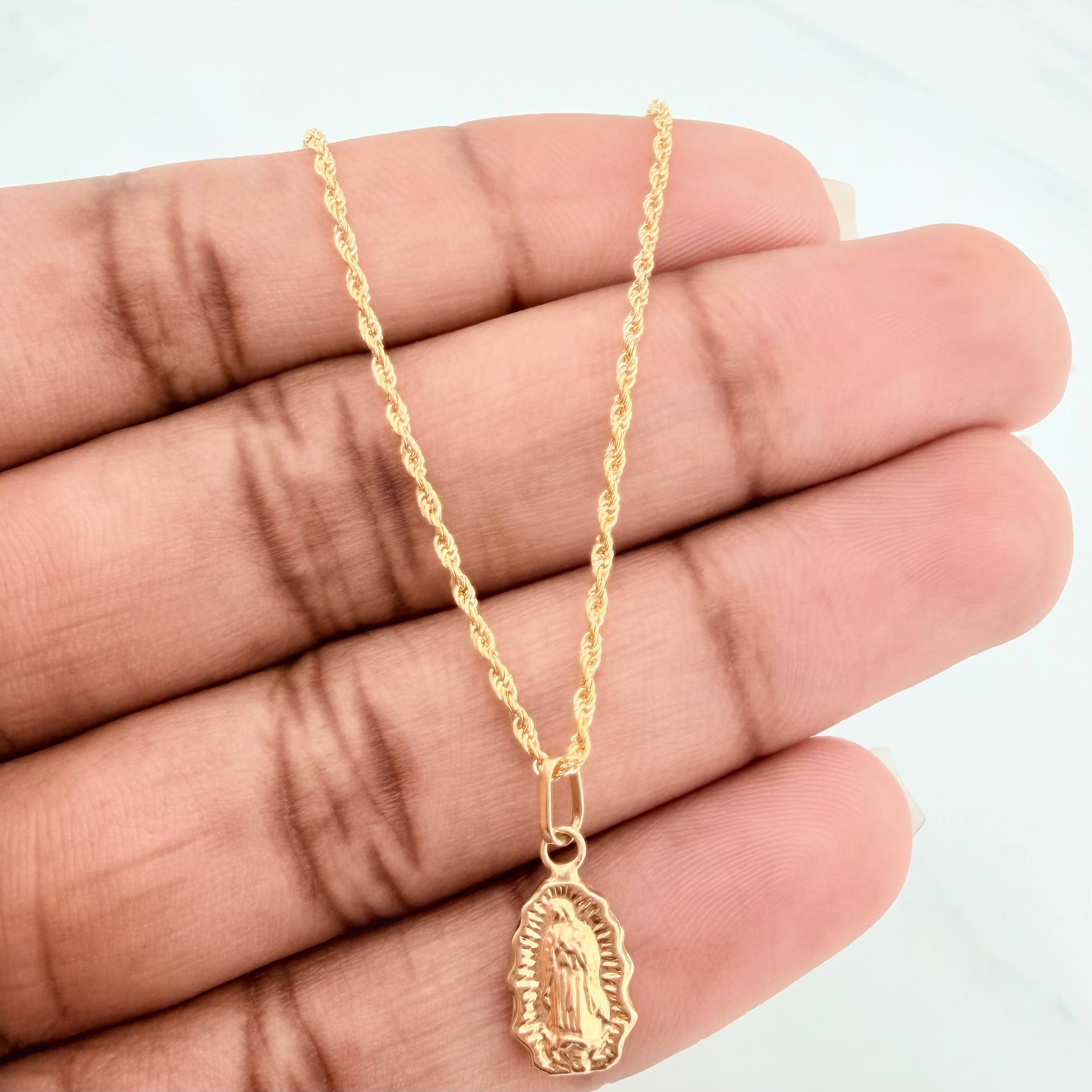 Set Cadena Lazo + Dije Virgen Guadalupe / 1.5gr / 49.5 cm Oro Amarillo 18K