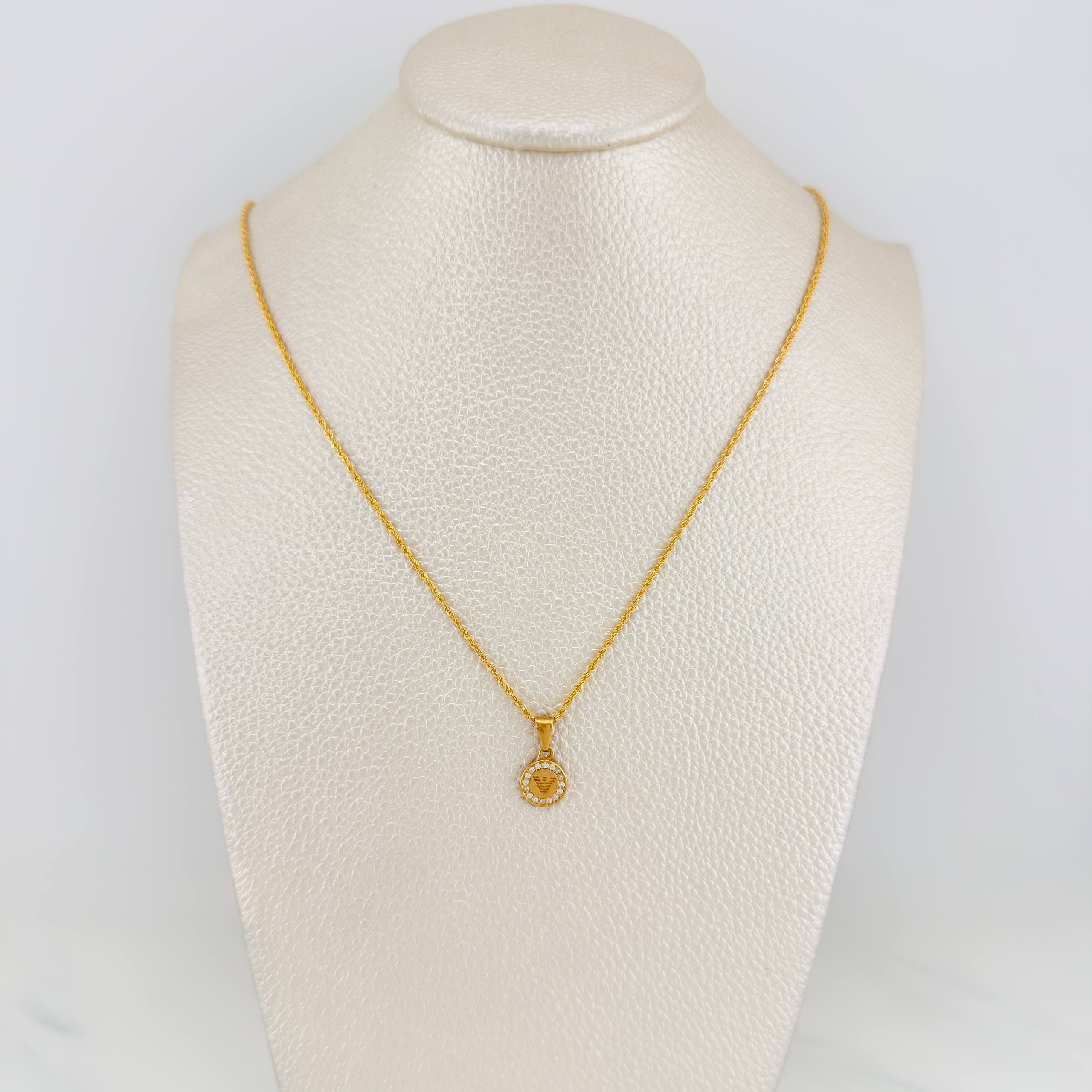 Set Cadena Lazo + Dije Emporio / 1.65gr / 50 cm Oro Amarillo 18K
