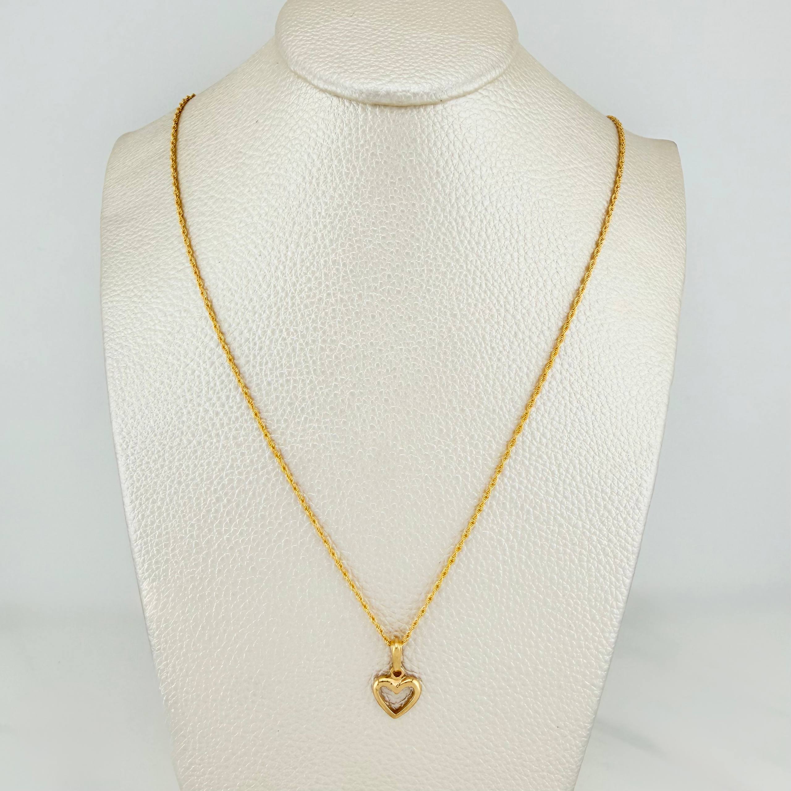Set Cadena Lazo + Dije Silueta Corazon / 1.75gr / 49.4 cm Oro Amarillo 18K