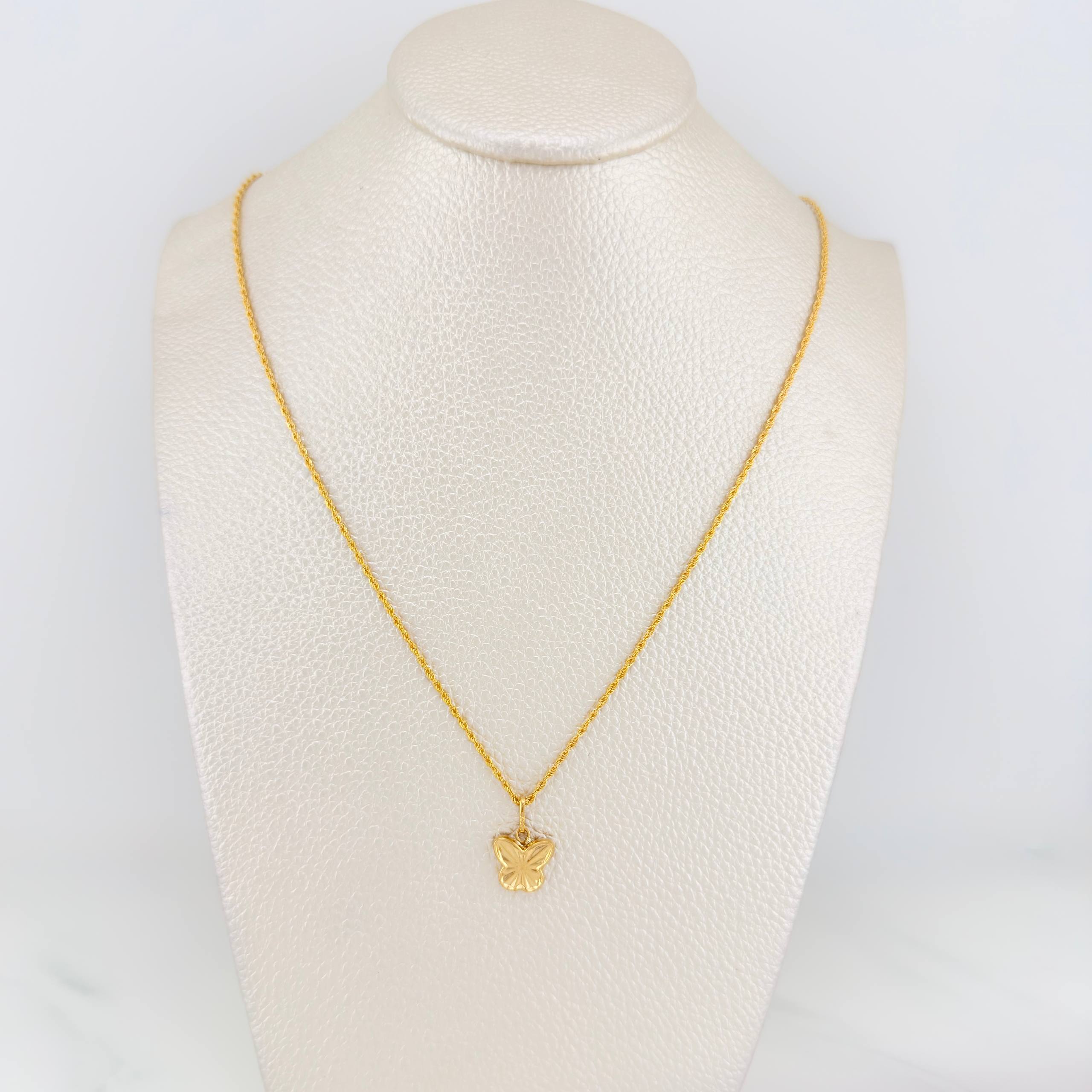 Set Cadena Lazo + Dije Mariposa Diamantada / 1.7gr / 50 cm Oro Amarillo 18K