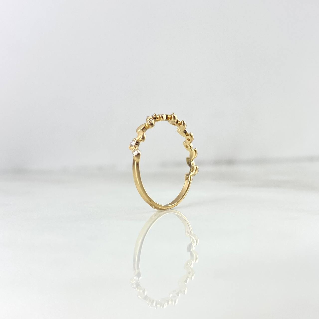 Anillo Laurel 1.3gr / T7 3/4 / Circones Blancos Oro Amarillo