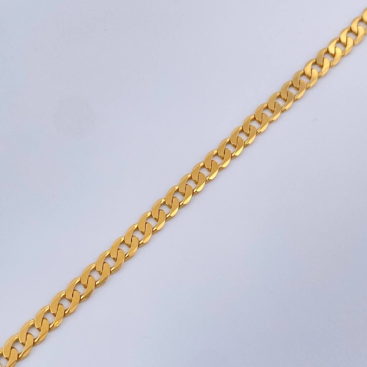 Pulso Cuabano 3.45gr / 21.7cm / 2.7mm Oro Amarillo +1 18K &