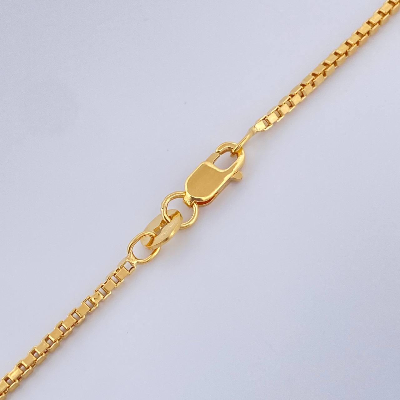 Cadena Veneciana 3.6gr / 45.4cm / 1mm Oro Amarillo +3 18K &