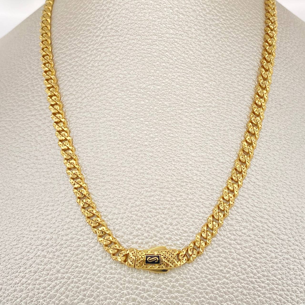 Cadena Cubano Monaco 19.15gr / 61cm / 4.7mm Oro Amarillo +4 18K &
