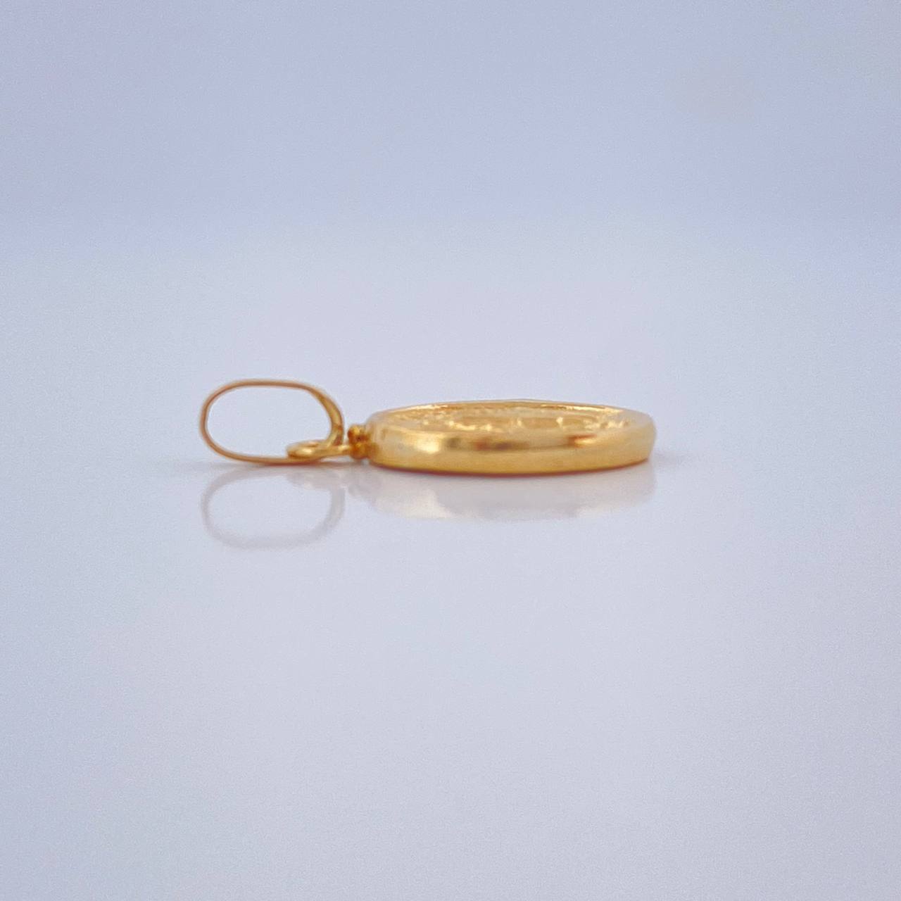 Dije Vigen Milagrosa 0.4gr / 1.5cm / Oro Amarillo 18K &