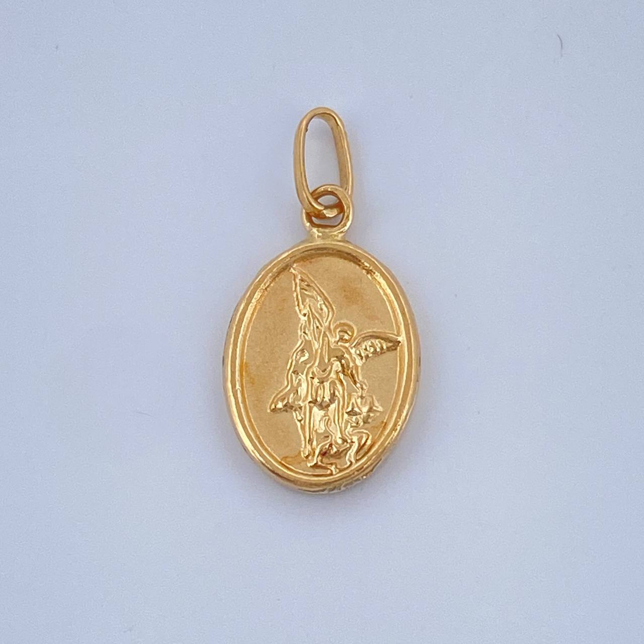Dije San Miguel Arcangel 0.55gr / 1.9cm / Oro Amarillo 18K &