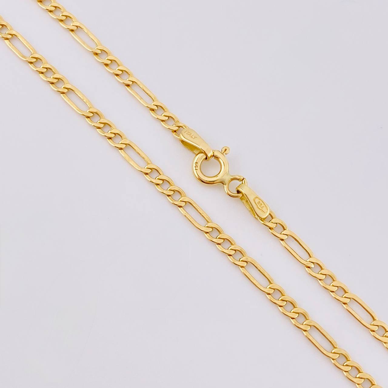Cadena Figaro 2.75g / 60cm / 2.4mm Oro Amarillo 18K