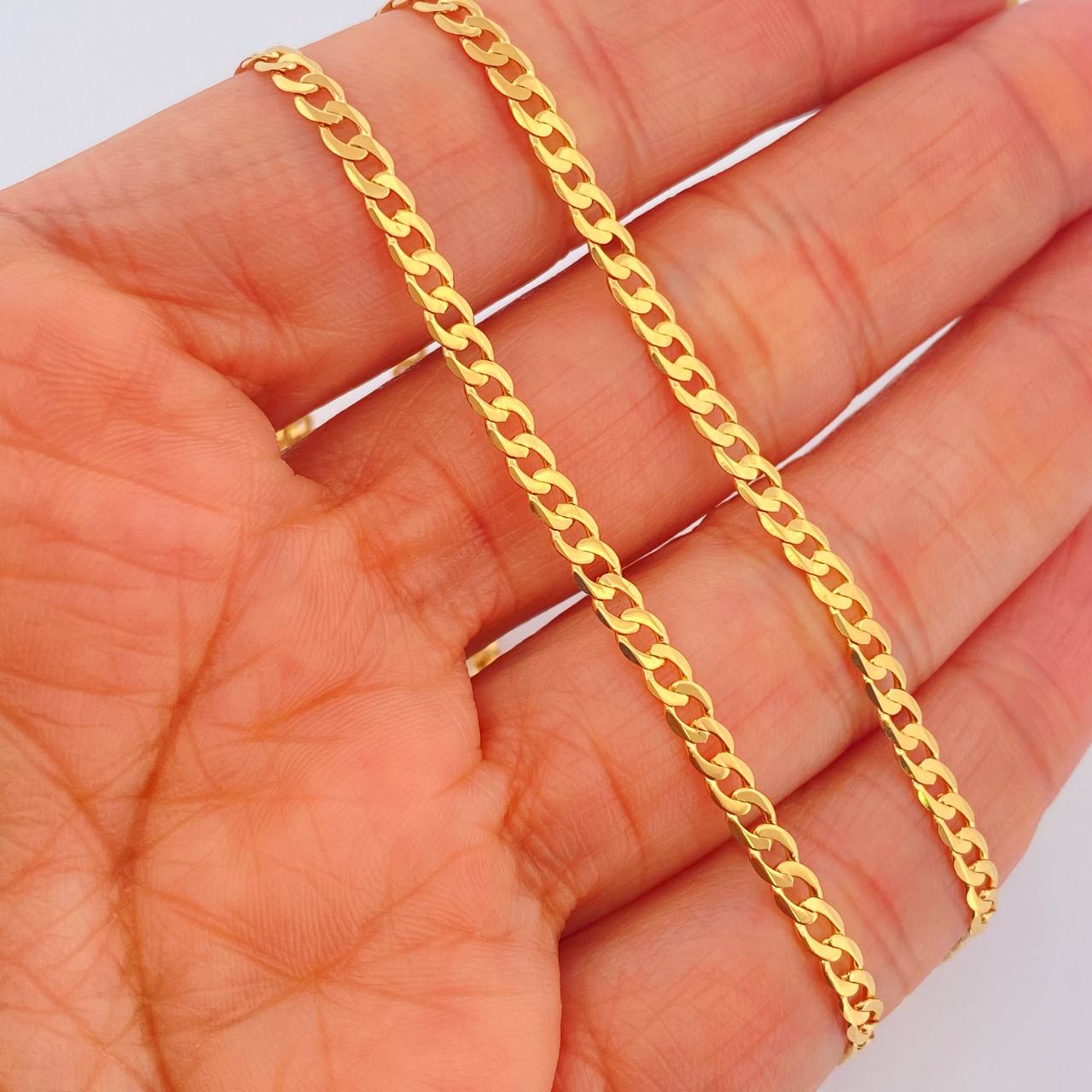 Cadena Cuabana 9.4gr / 60.3cm / 2.8mm Oro Amarillo +1 18K &