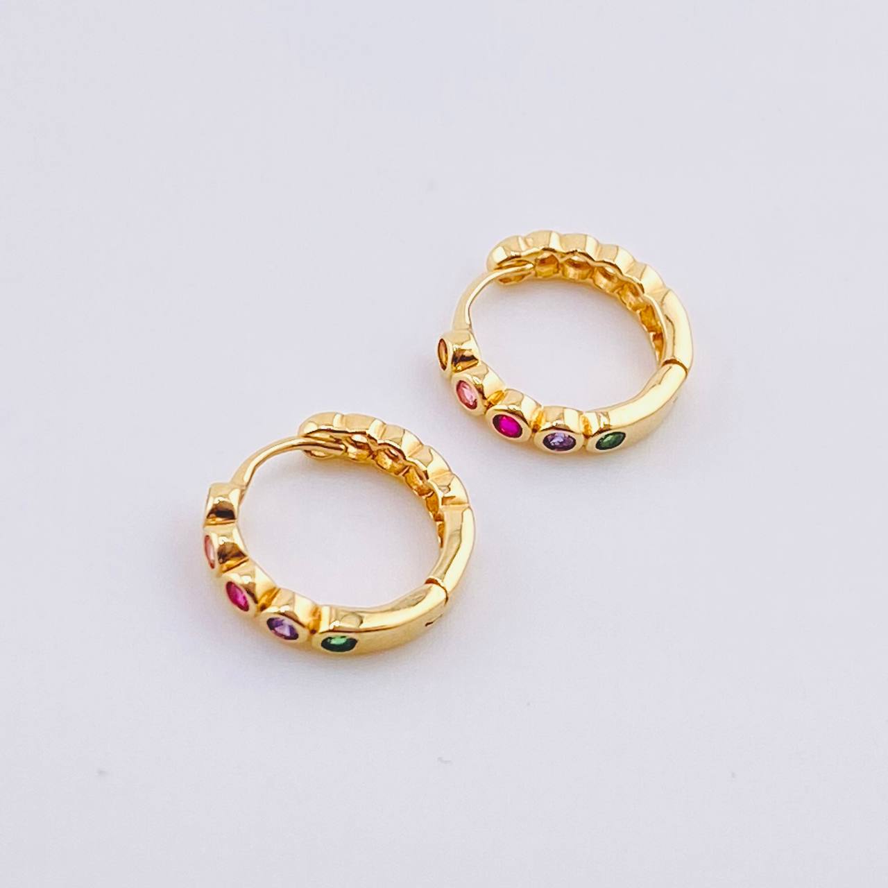 Candongas Carril Ojos Huecos 2.2gr / 1.2cm / Oro Amarillo 18K *