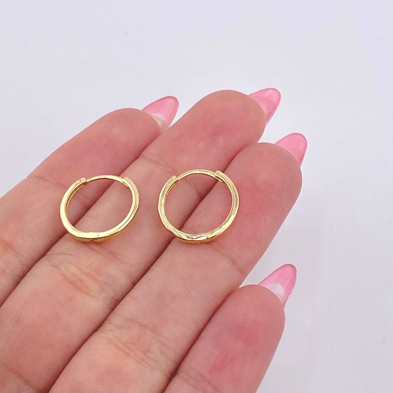 Candongas Carril Liso 1.6gr / 1.4cm / Oro Amarillo 18K *