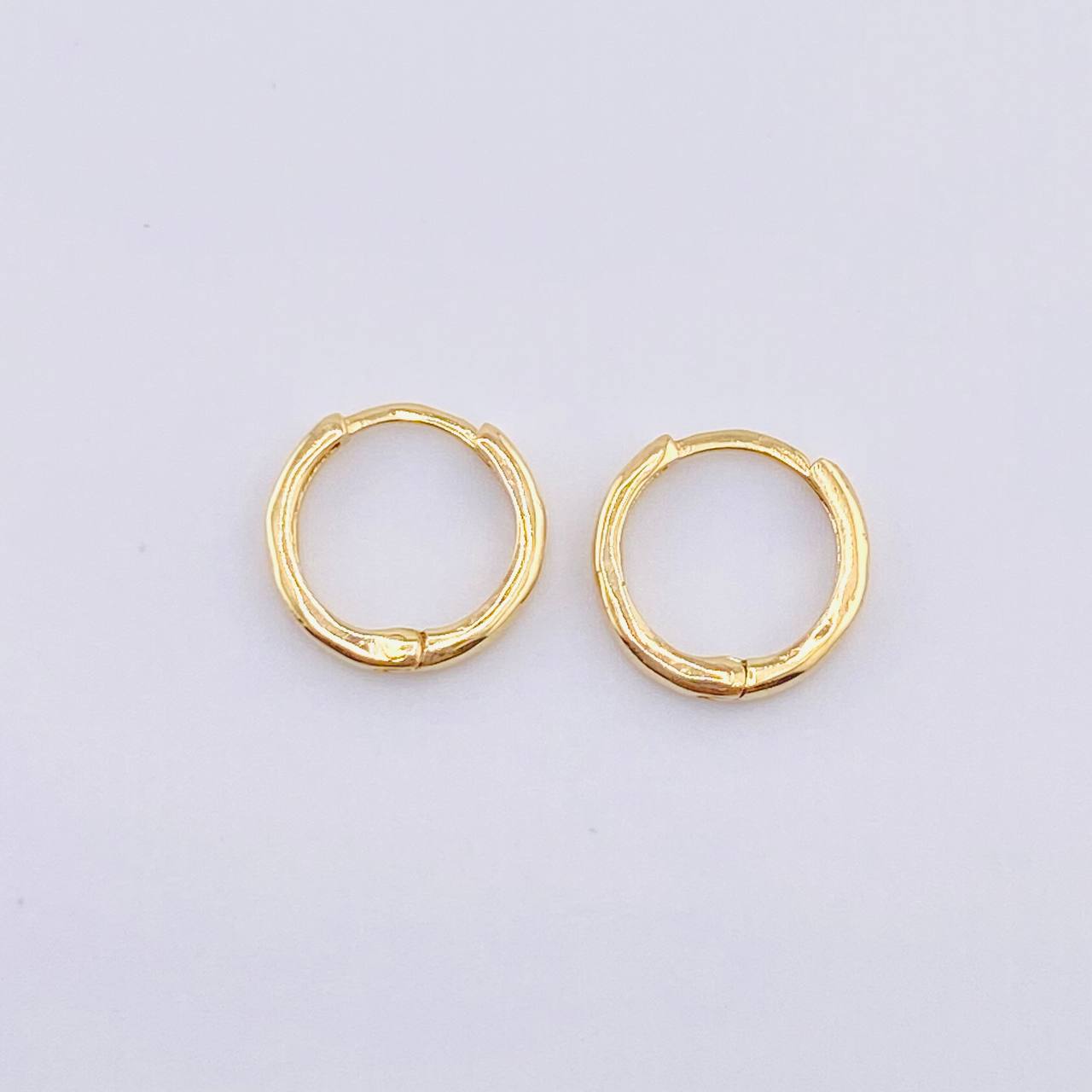 Candongas Carril Liso 0.95gr / 1cm / Oro Amarillo 18K *