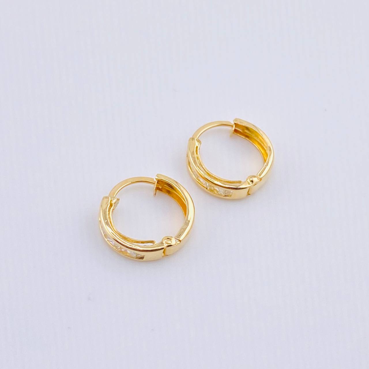 Candongas Carril 0.85gr / 1cm / Oro Amarillo 18K *