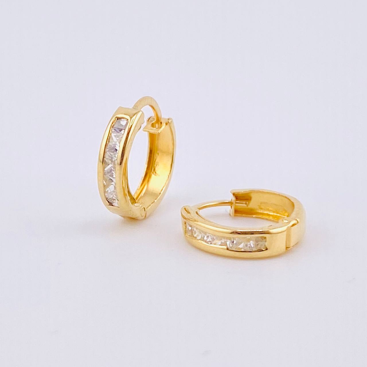 Candongas Carril 0.85gr / 1cm / Oro Amarillo 18K *