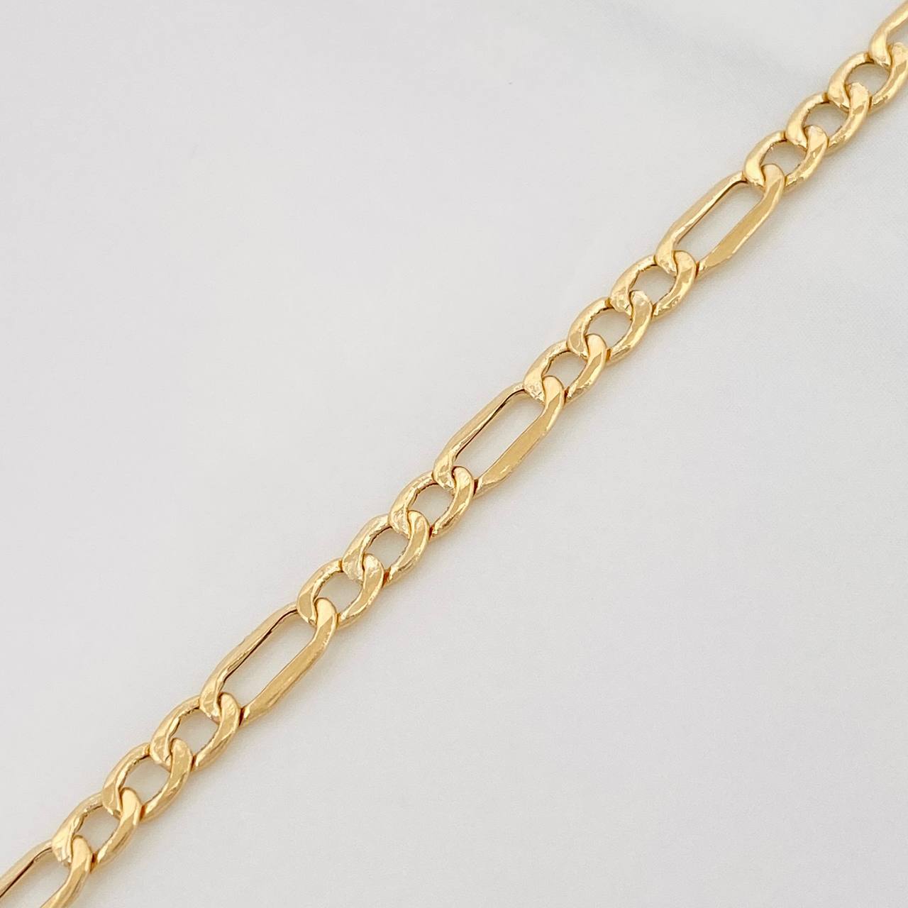 Pulso Fígaro 2.35g / 20.2cm / 3.56mm Oro Amarillo 18K