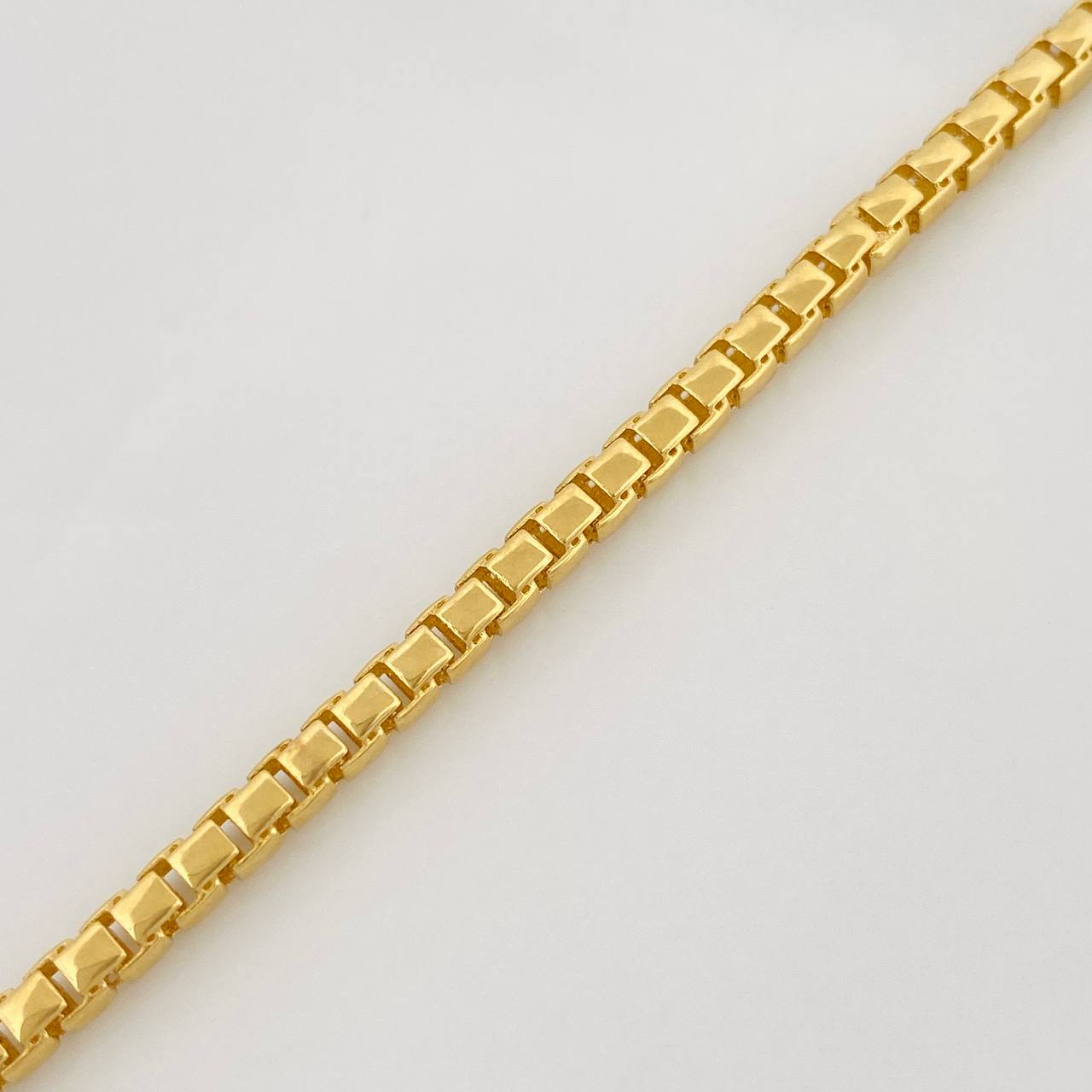 Pulso Veneciano Infinito 6.25g / 21.05cm / 2.87mm Dos Oros Amarillo Blanco 18K