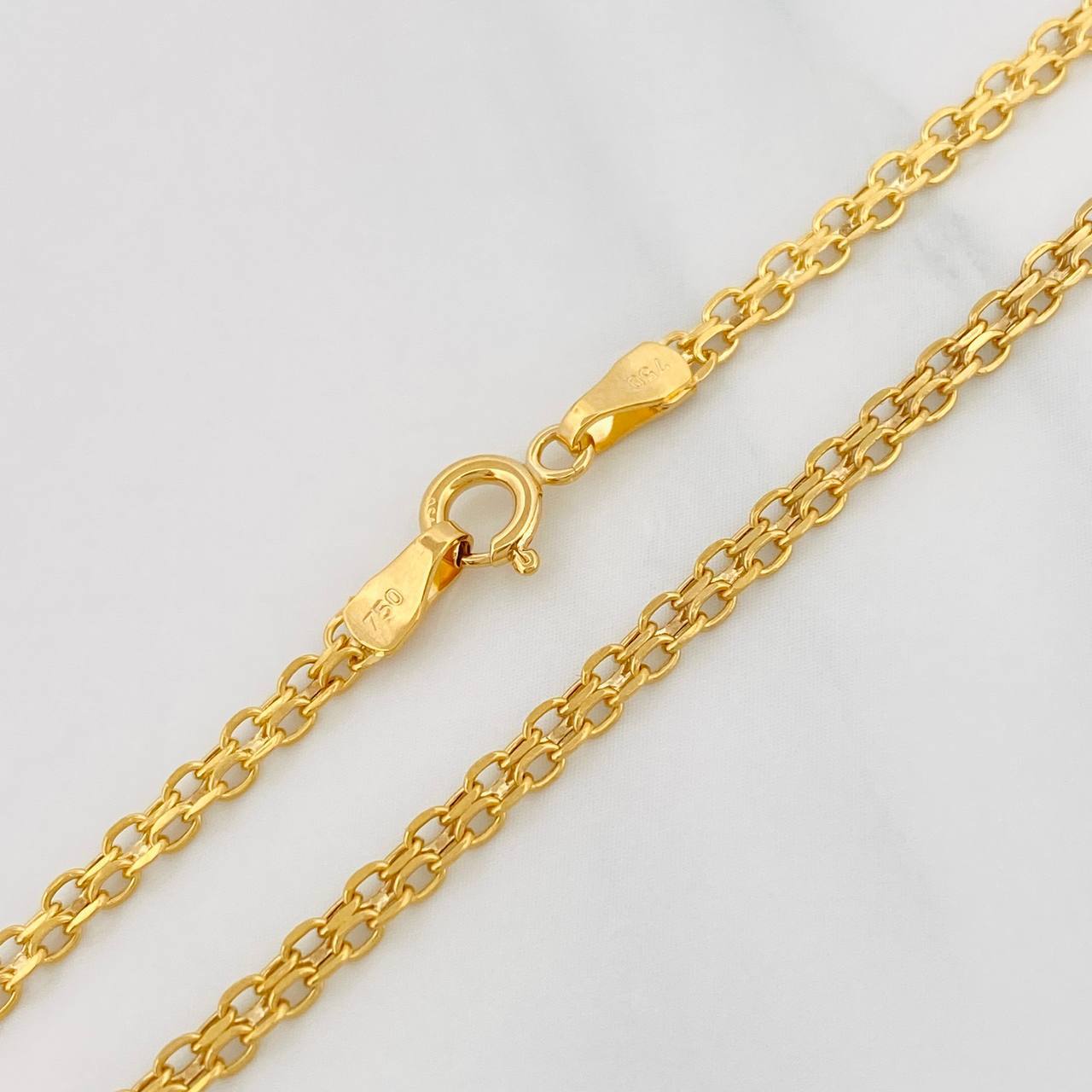 Pulso Chino 1.35g / 19.1cm / 2.45mm Oro Amarillo 18K