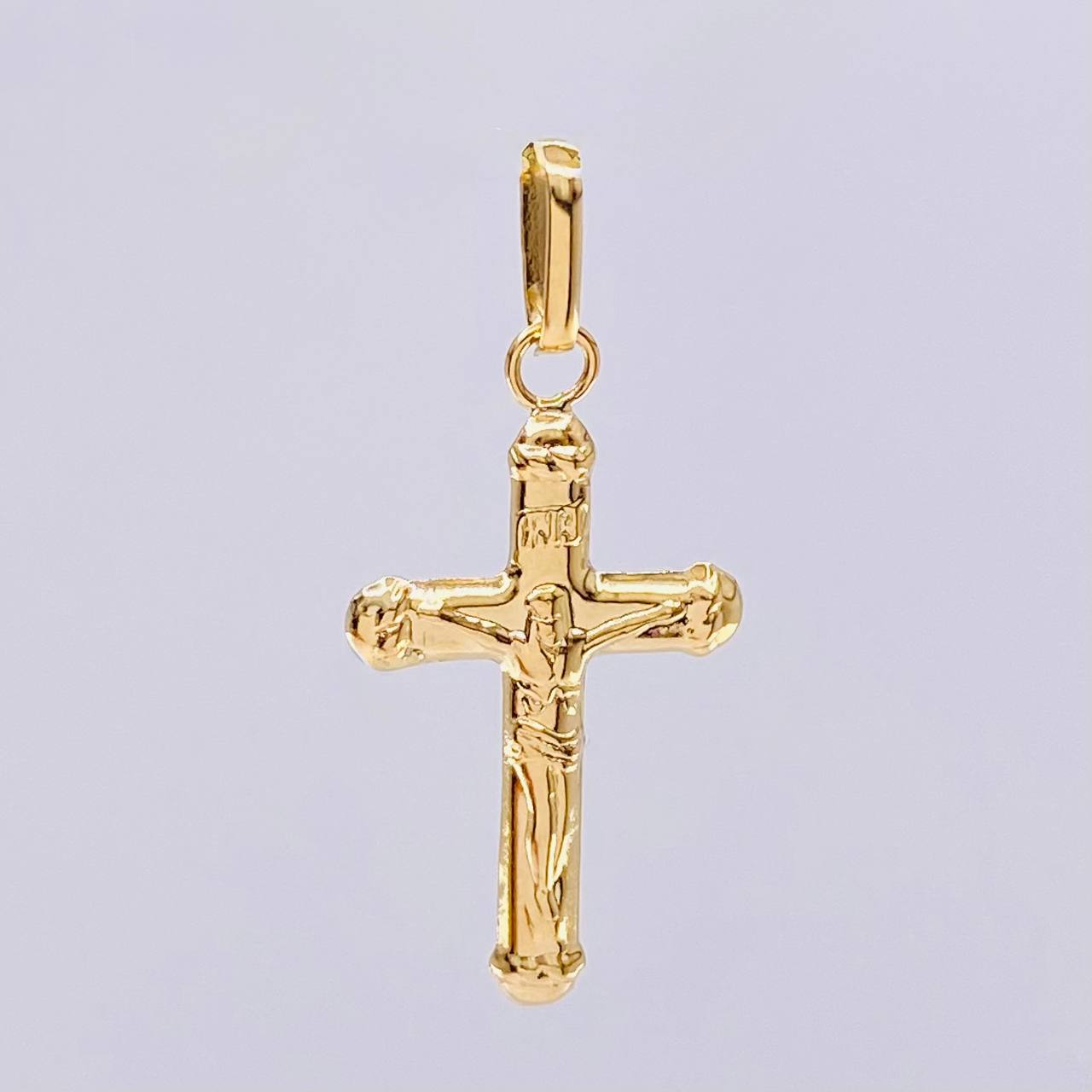 Dije Cruz Cristo 0.7gr / 2.7cm / Oro Amarillo 18K ©