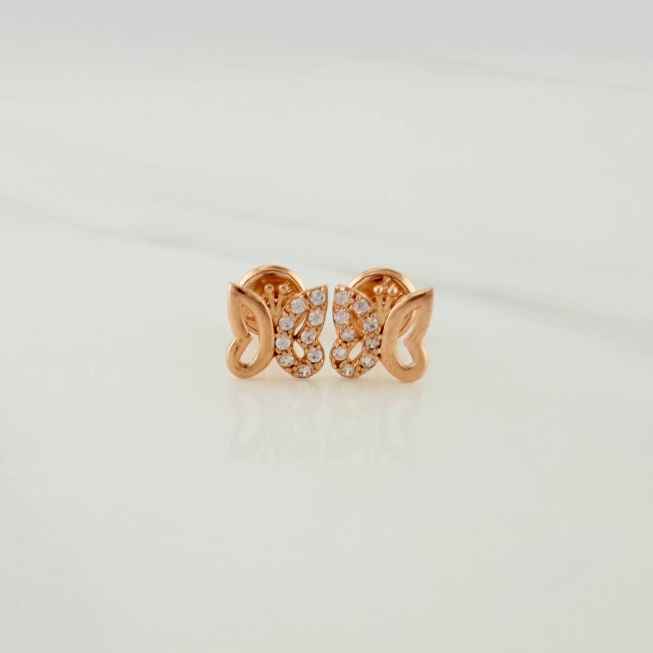 Topos Silueta Mariposa 0.9gr / 6.66mm Oro Rosa 18K %