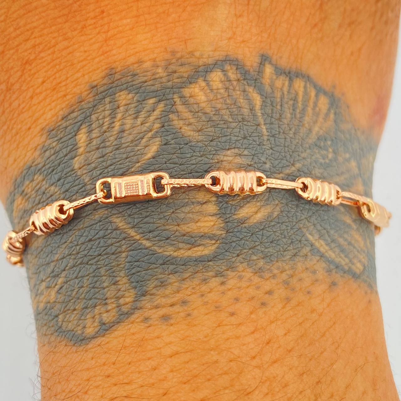 Pulso Rustico Barril 3.7gr / 21.3cm / 3.4mm Oro Rosa 18K %