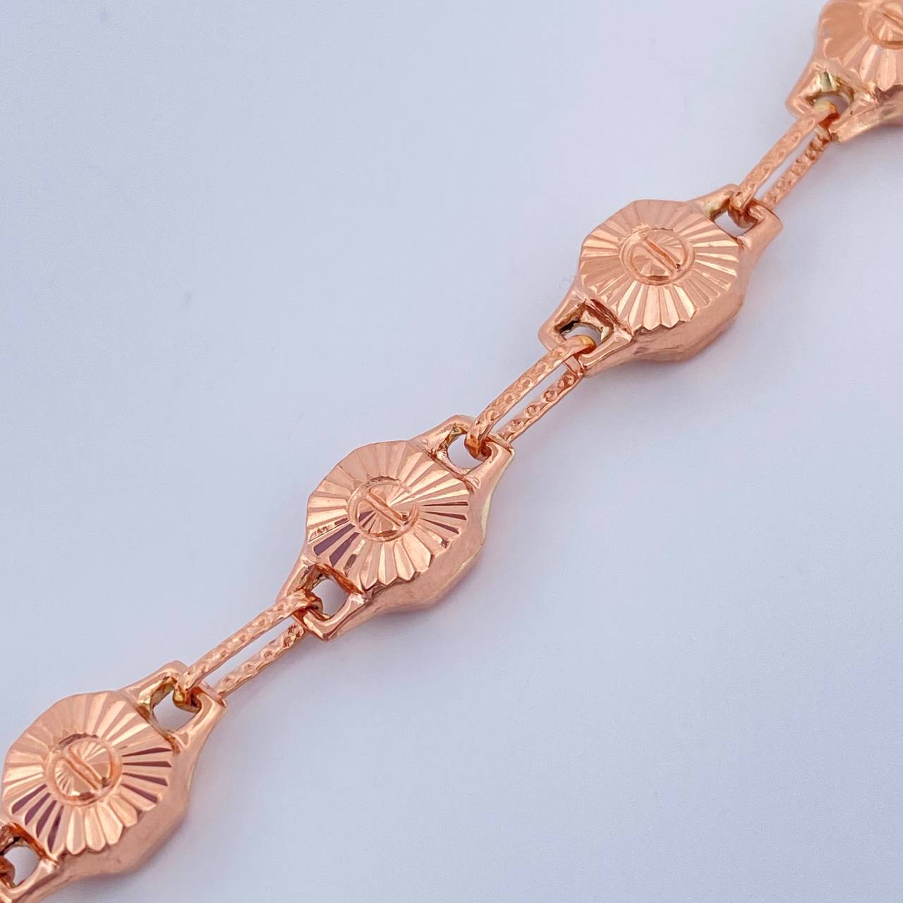 Pulso Rustico Tornillo 8gr / 21.5cm / 6mm Oro Rosa 18K %