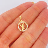 Dije LV 0.95gr / 2cm / Oro Amarillo 18K %