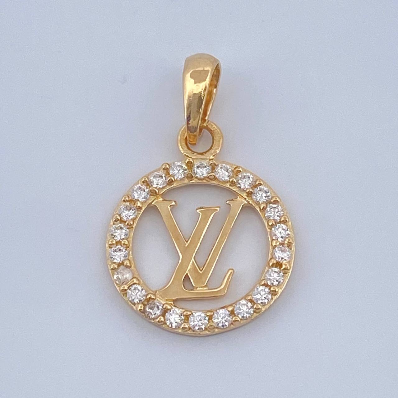 Dije LV 0.95gr / 2cm / Oro Amarillo 18K %