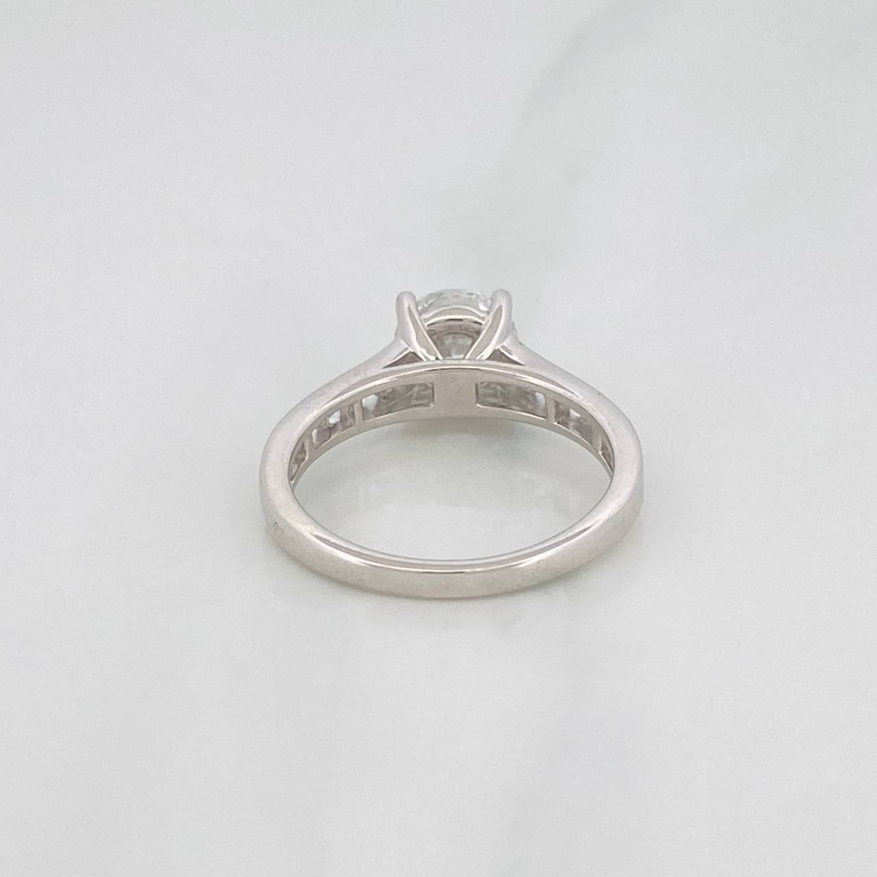 Anillo Solitario Diamantes 1.59qts 3.25g / T7 Oro Blanco 10K