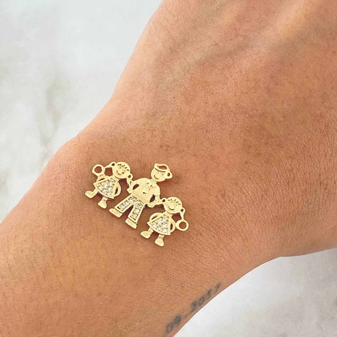 Herraje Papá - Hijas 2.55gr / 2.5cm / Circones Blancos Oro Amarillo 18K