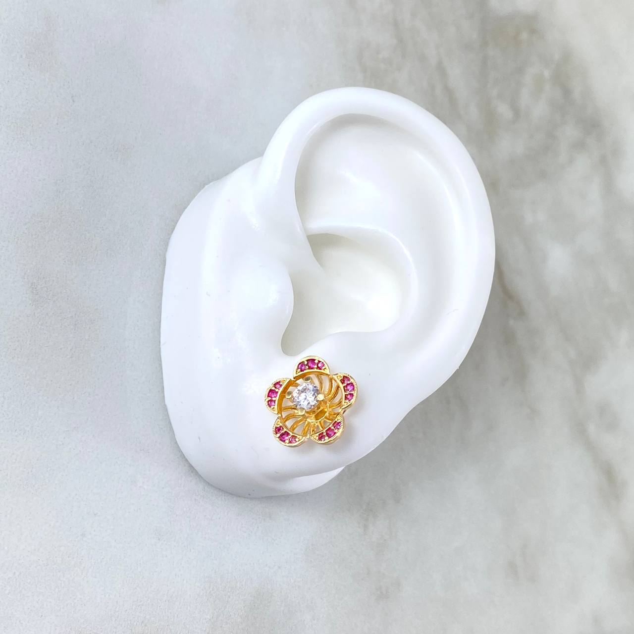 Set Flor 10.4 Anillo / T6 1/2 + Topos + Dije / 2.1cm Circones Fucsias Oro Amarillo (A.C)