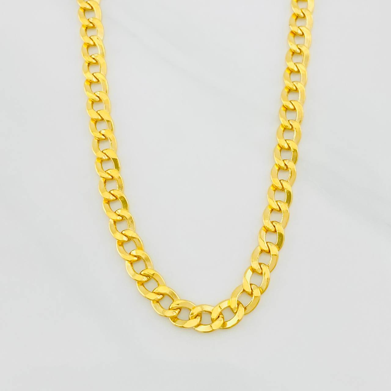 Cadena Cubana 9.85g / 60cm / 4.24mm Oro Amarillo 18K