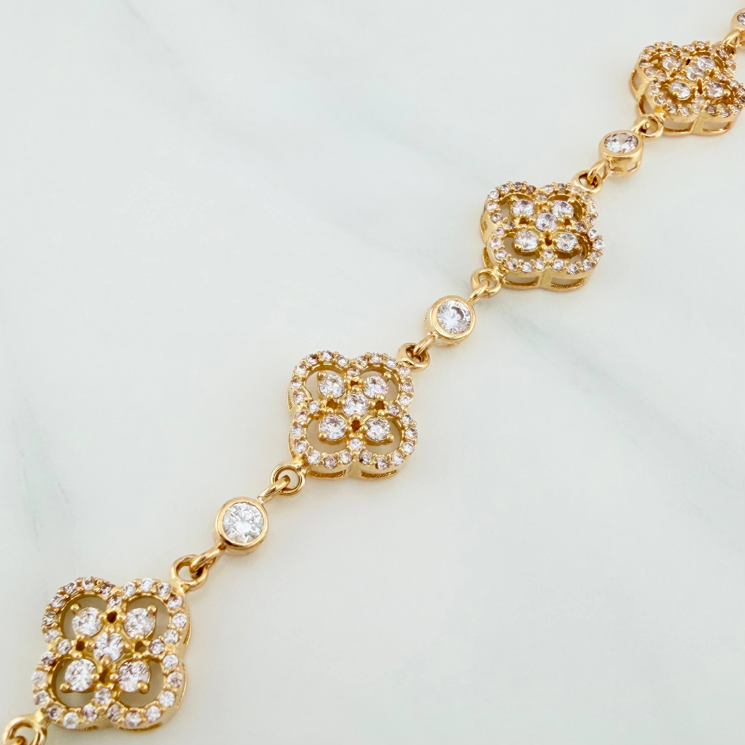 Pulso Trebol 13.3 g / 19.3 cm / 11.5 mm Oro Amarillo 18K