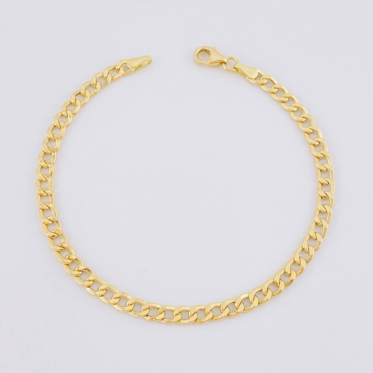 Pulso Cubano 2.7g / 19.1cm / 4mm Oro Amarillo 18K