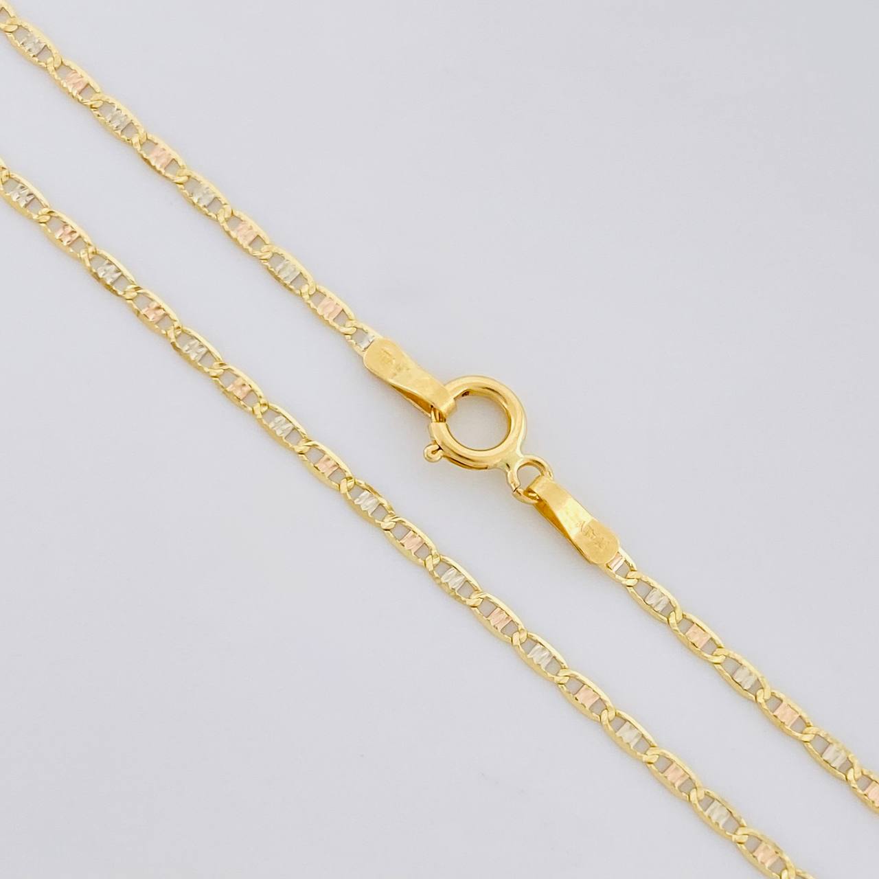 Cadena Escalera Plana 1.15g / 40cm / 1.2mm Tres Oros 18K