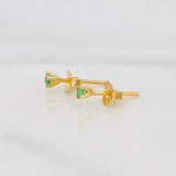 Topos Cuatro Garras Esmeralda 12pts 0.75g / 2mm Oro Amarillo 18K