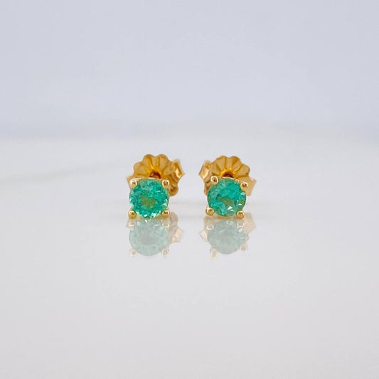 Topos Cuatro Garras Esmeralda 25pts 0.85g / 1.7mm Oro Amarillo 18K