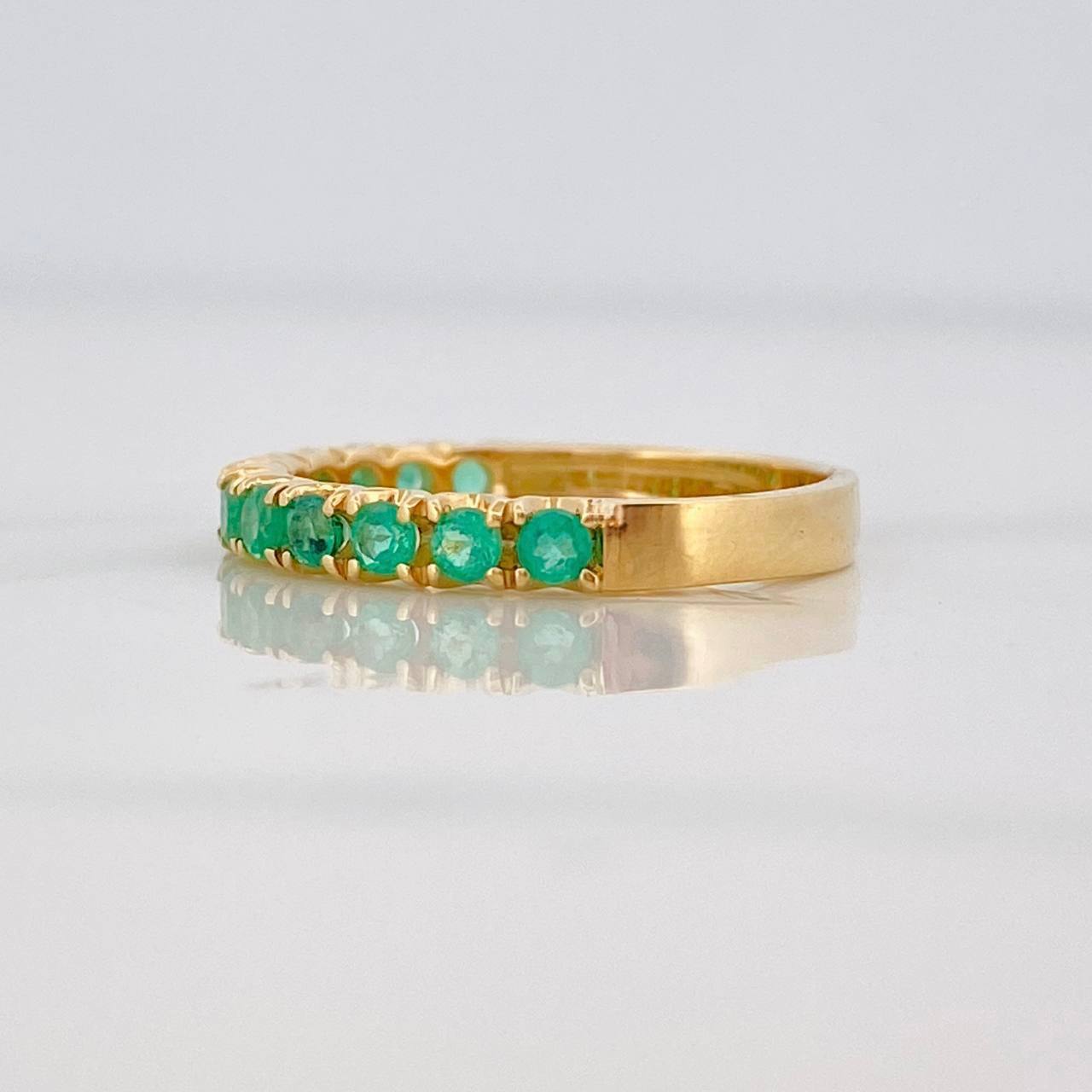 Anillo Churumbela Esmeraldas 64pts 2.45g / T6 1/2 Oro Amarillo 18K