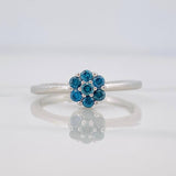Anillo Flor Diamantes 17pts Diamantes 17pts 1.8g / T6 Oro Blanco 18K