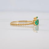 Anillo Manzana Esmeraldas 29pts 0.9g / T6 1/2 Oro Amarillo 18K